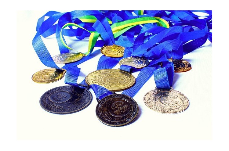 1000x1000-1475566803-medal-646943-640